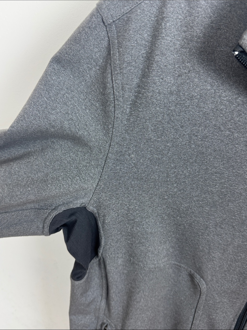Lululemon Jacket - Picture 6 of 9